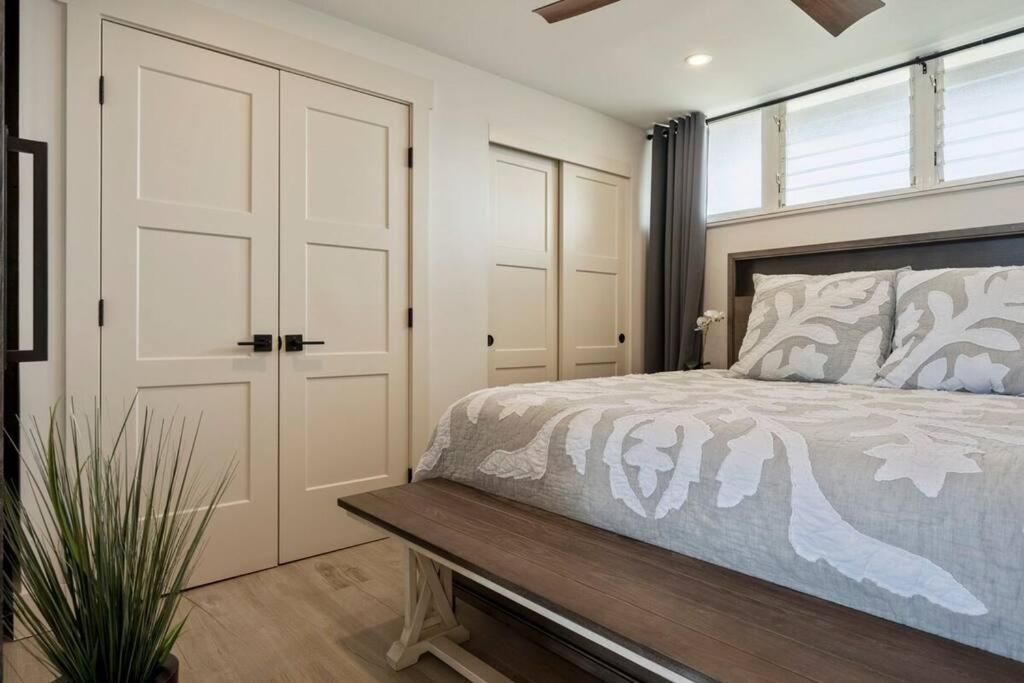 Апартаменты Hale Ono Loa 403- Top Floor, Ocean View, & Complete Modern Remodel Кахана Экстерьер фото